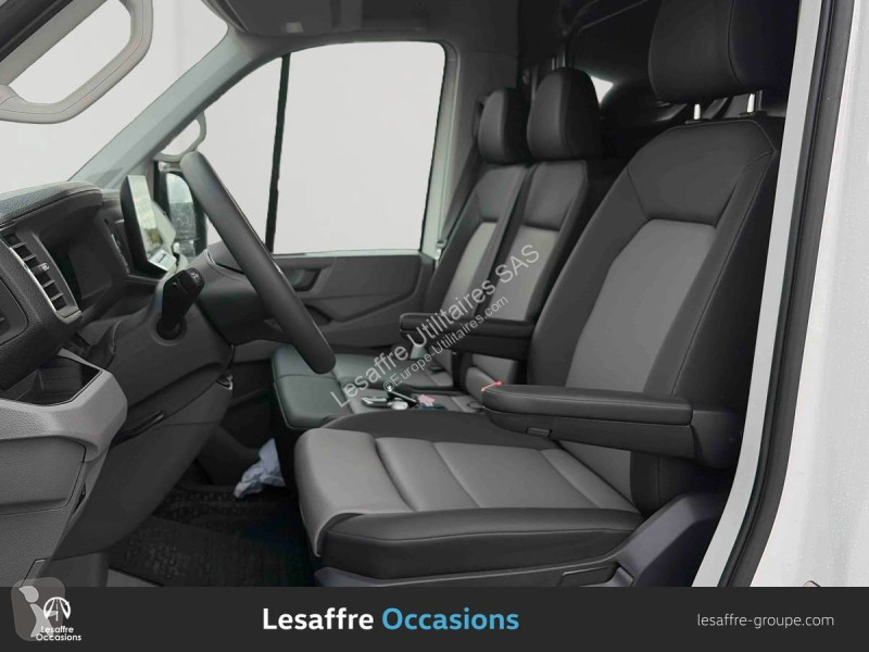 Volkswagen CRAFTER VAN 30 L3H3 2.0 TDI 140 CH...