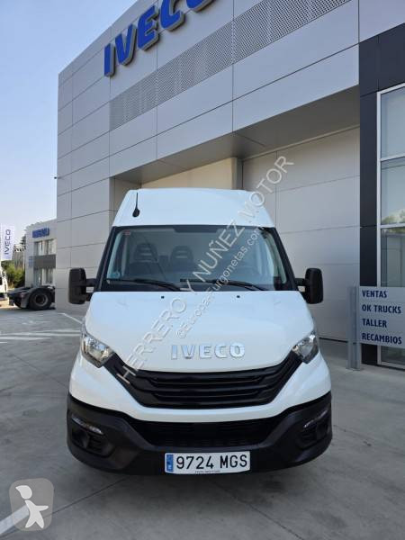 عربة نفعية Iveco