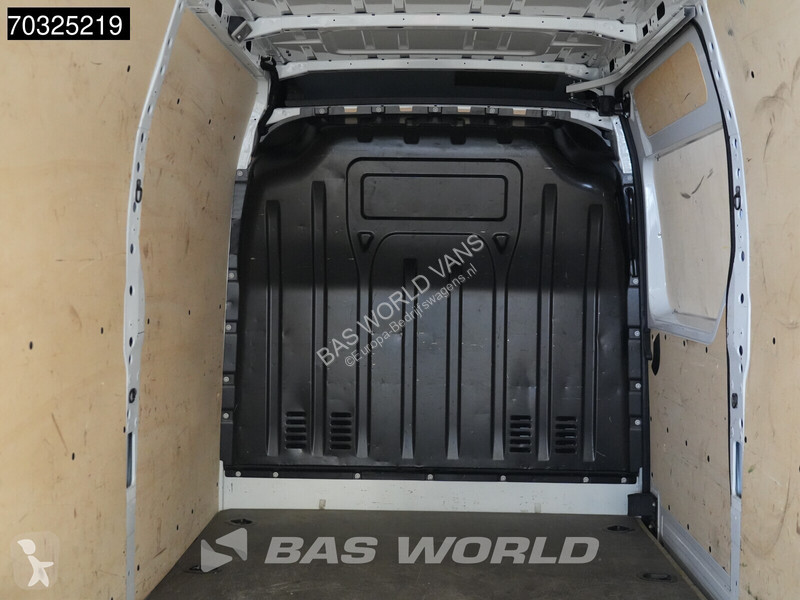 Furgoneta Renault L3H2 LED Airco Cruise...