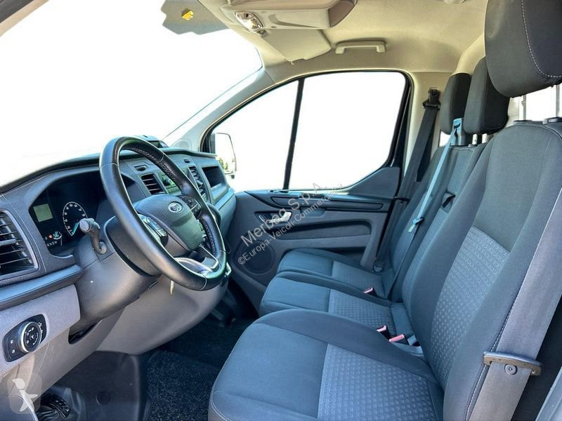 Furgoneta Ford 300 2.0 tdci 130cv Titanium L1H1...