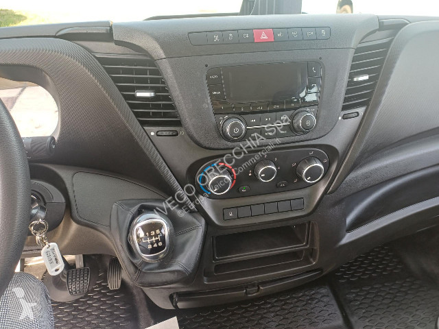 Furgoneta Iveco DAILY 35C16 5+1 3.0 - 3750