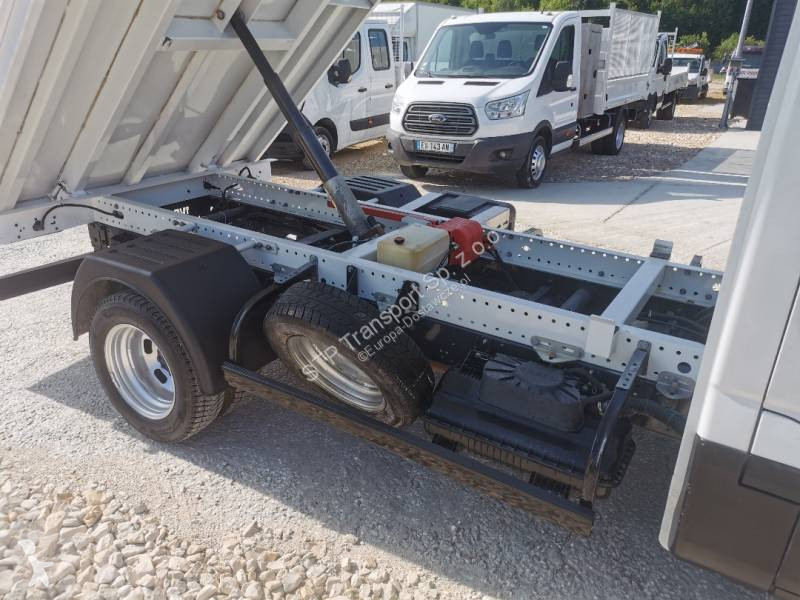 عربة نفعية Iveco