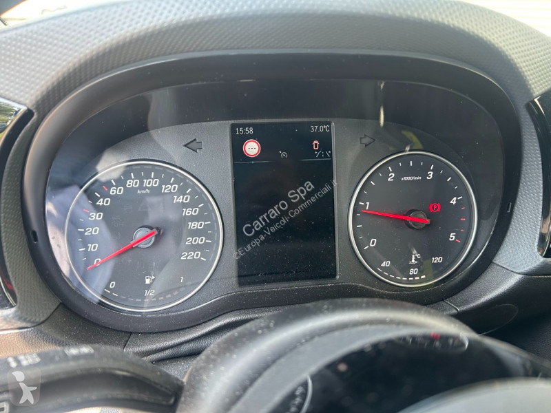 Furgoneta Mercedes W420/e