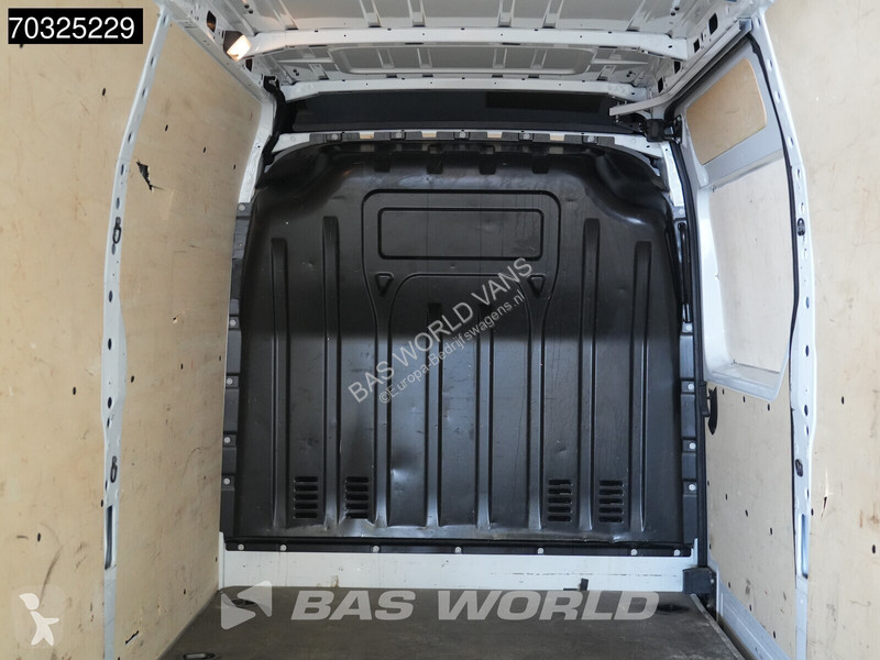 Furgoneta Renault L3H2 LED Airco Cruise...