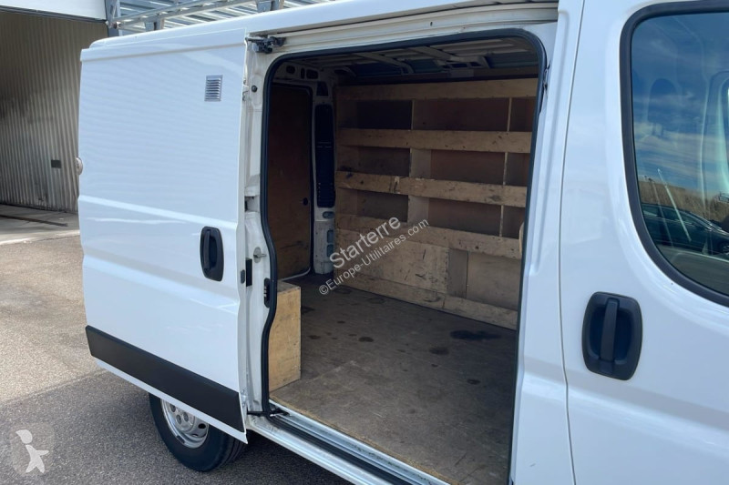 Véhicule utilitaire Peugeot  BOXER FOURGON