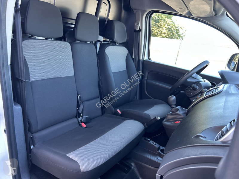 Véhicule utilitaire Renault 1.5 Blue dci 95...