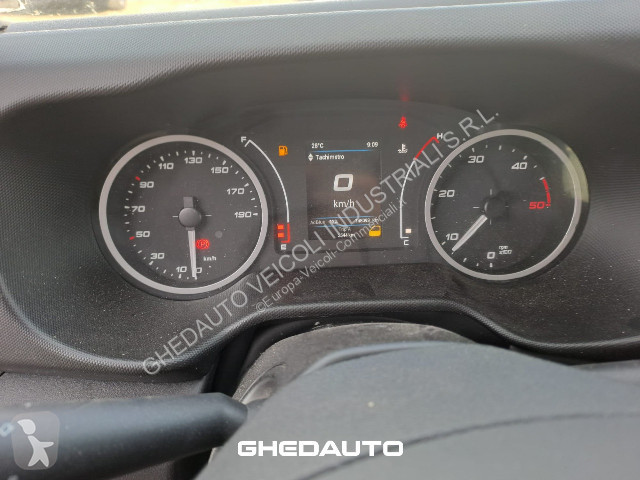 عربة نفعية Iveco Daily 35C16 - 35C16H