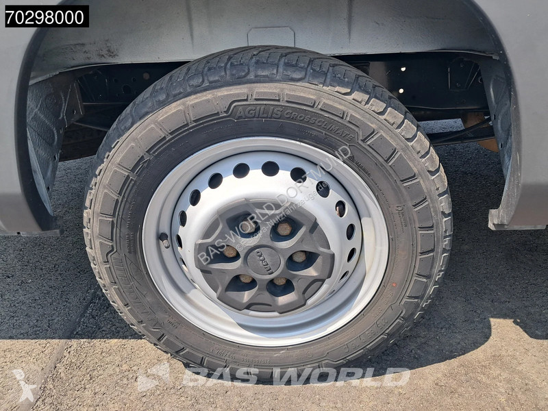 Furgoneta Iveco 35S14 L2H2 3,5t Anhangelast...