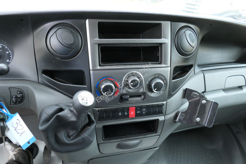 Veicolo commerciale Iveco Daily 35 S11 C30C...
