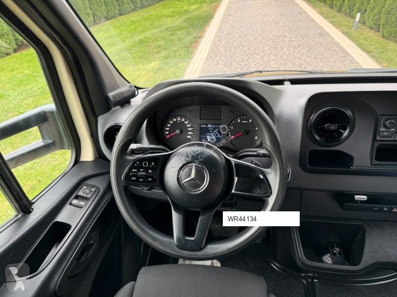 عربة نفعية Mercedes SPRINTER