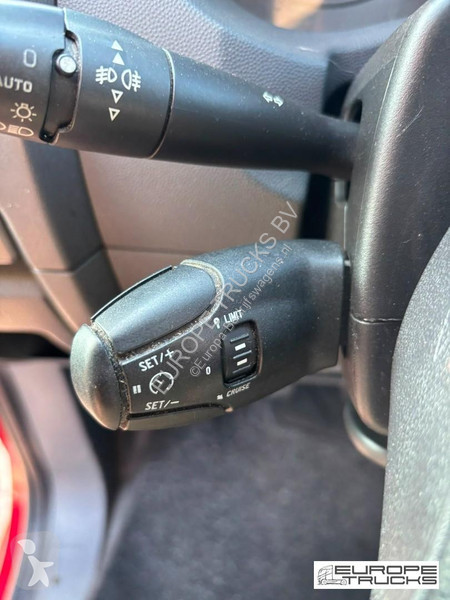 Furgoneta Toyota NL Bus - APK/TUV - Airco -...