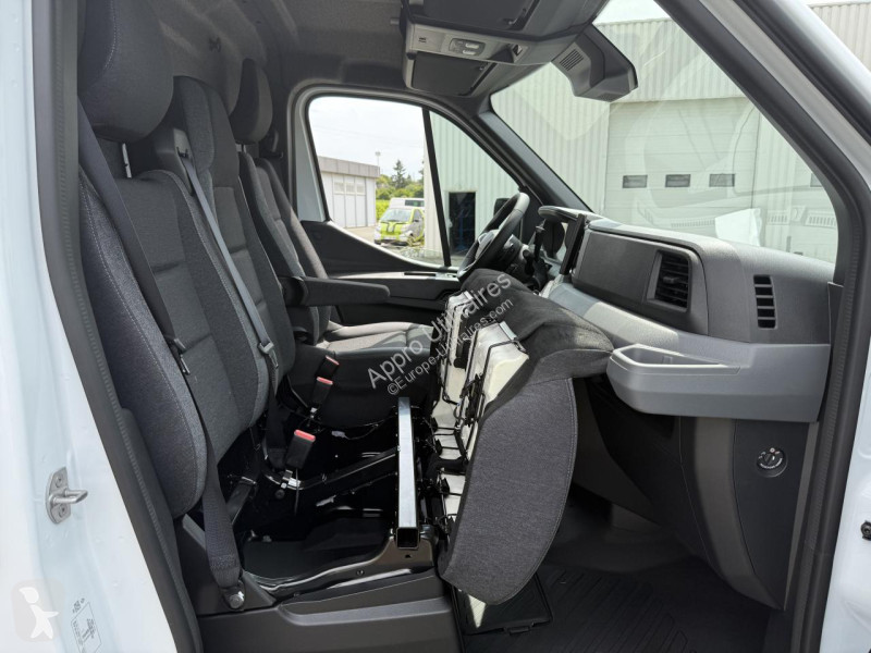 Véhicule utilitaire Renault MASTER 3t5 L2H2 2.0...