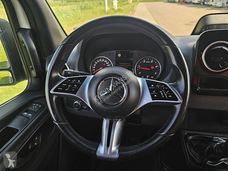 Furgoneta Mercedes 315 L2H2 LED RWD Mbux!