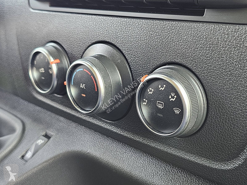 عربة نفعية Renault 2.3 Koelwagen Laadklep!