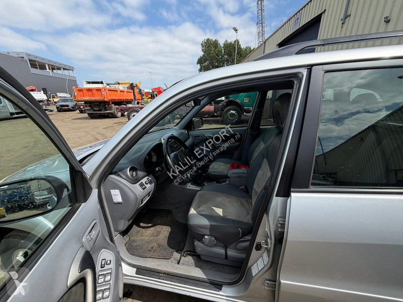 Toyota SUV - 4x4 - Manual Gearbox - Power...
