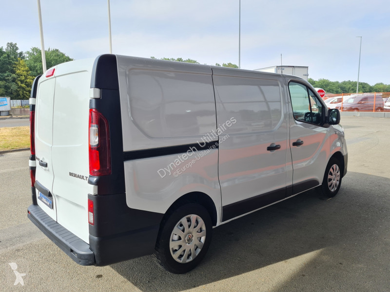 Véhicule utilitaire Renault TRAFIC III FG L1H1...