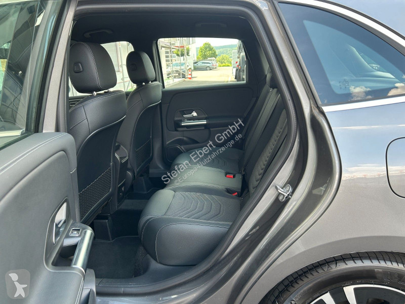 Véhicule utilitaire Mercedes B 180...