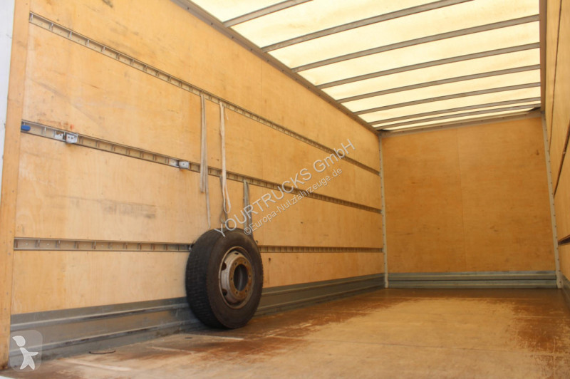 Mercedes 816 Koffer 6,12m Schalter 179 Tkm...