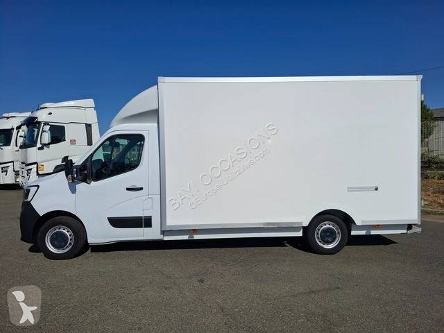 Samochód dostawczy Renault