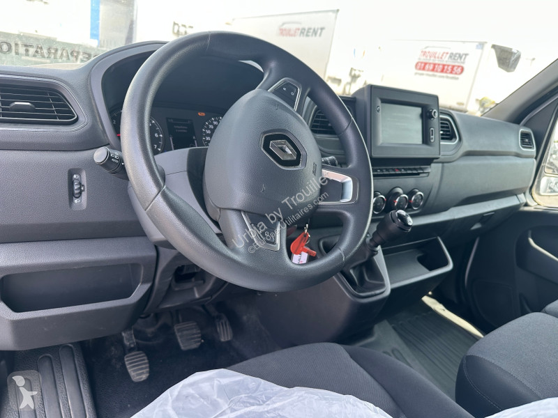 عربة نفعية Renault 20M3 145 CV FOURGON HAYON 3,5 T