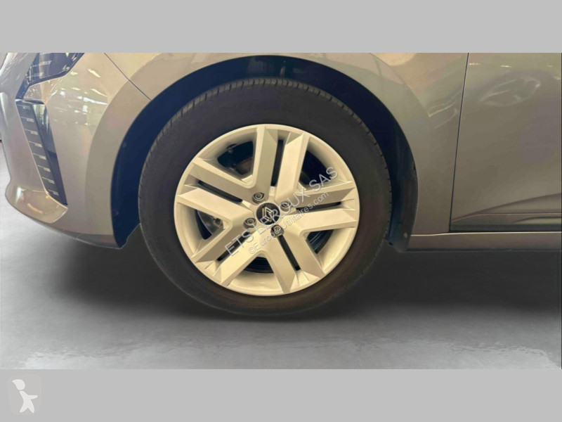 Véhicule utilitaire Renault CLIO V