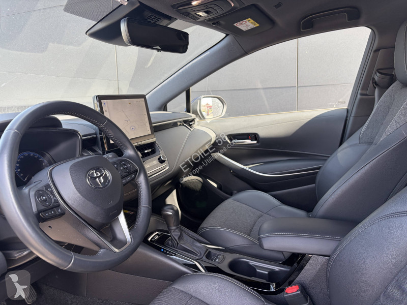 عربة نفعية Toyota Corolla Hybride 140ch
