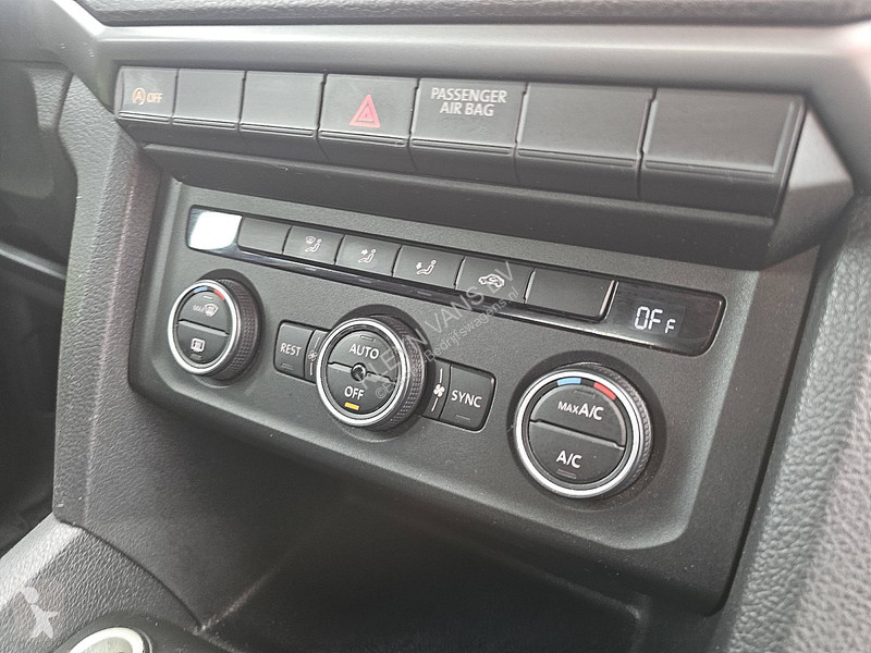 Samochód dostawczy Volkswagen 3.0 TDI ac 3.0 V6...