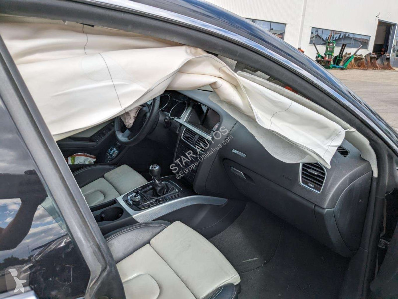عربة نفعية Audi