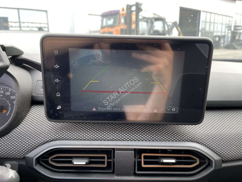 عربة نفعية Dacia
