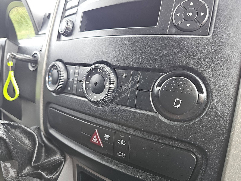 Furgoneta Mercedes 313 ac trekhaak