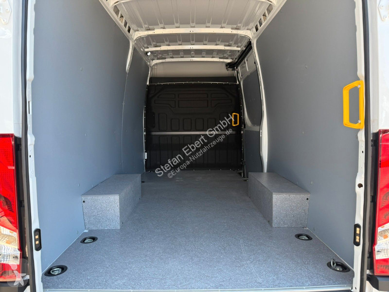 عربة نفعية Iveco 35S18HA8 V Kastenwagen *R...