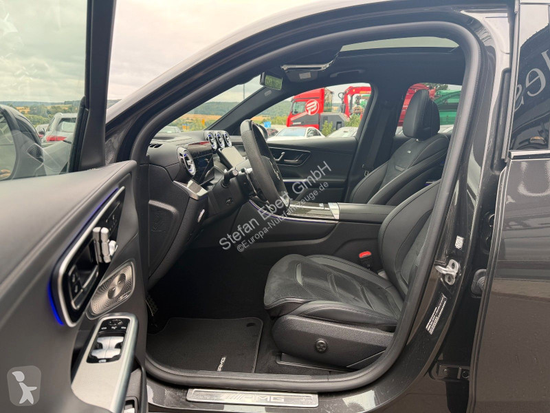 Samochód dostawczy Mercedes 63 AMG...
