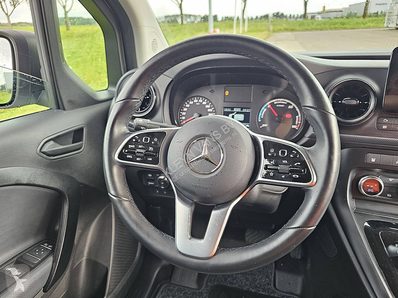 عربة نفعية Mercedes 51kWh L1 290Km WLTP e