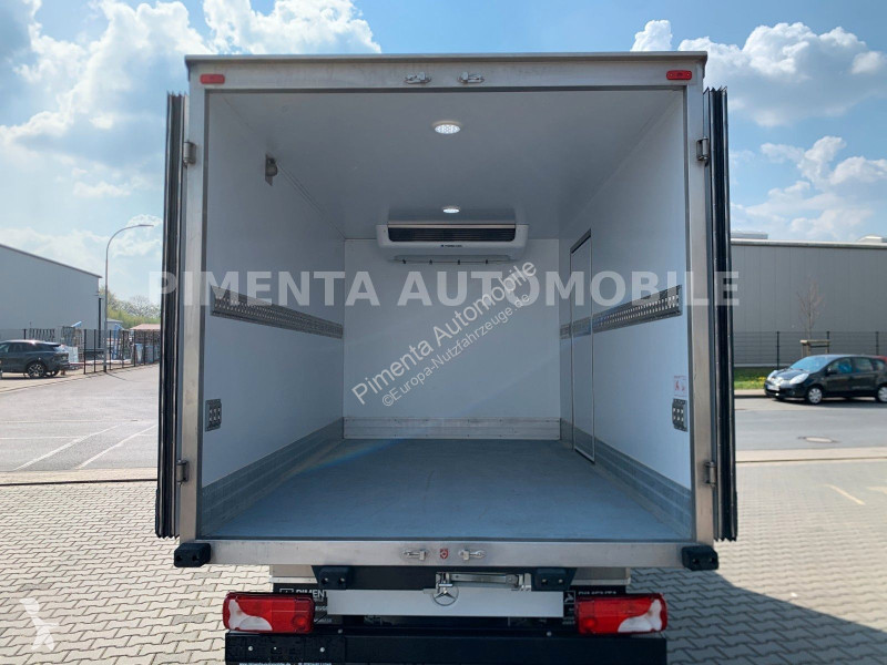Mercedes 517/37 3,5t TK KOFFER -20° AUT BPM...