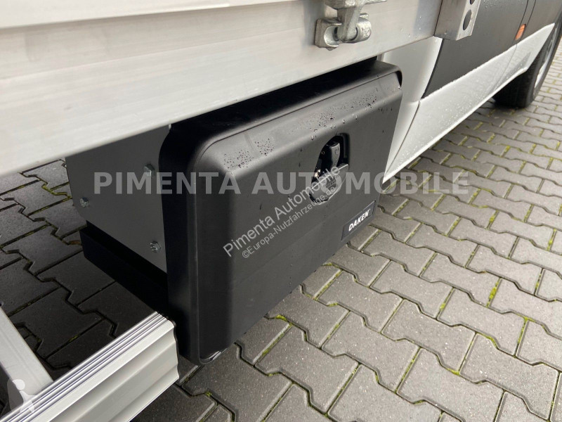Furgoneta Mercedes 317/43 Doka...