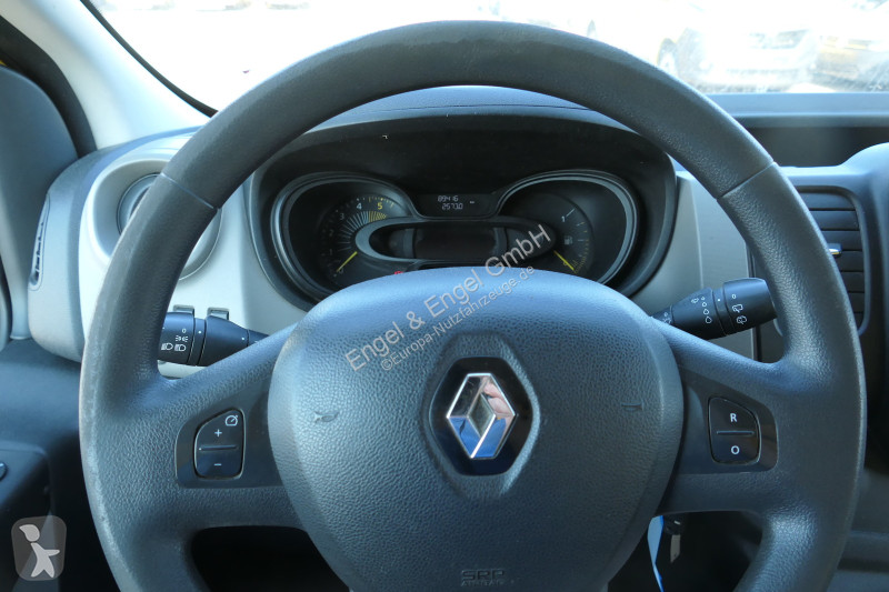 عربة نفعية Renault Trafic 1,6 dCi L1H1 2,7t...