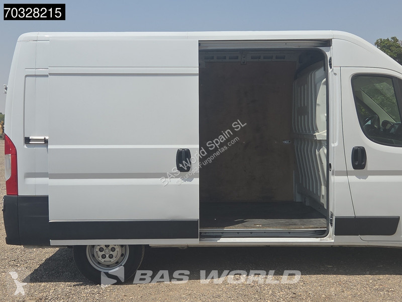 Furgoneta Peugeot L2H2 - Aire Acondicionado -...