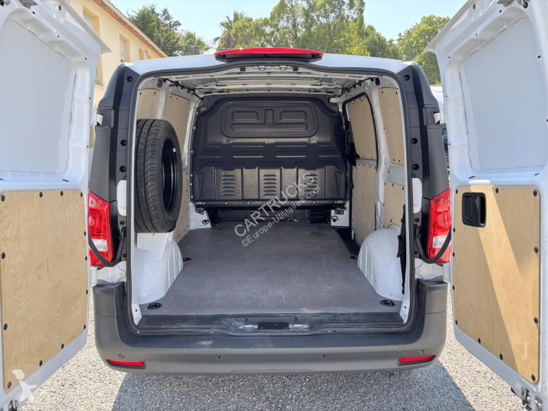 عربة نفعية Mercedes VITO Compact 2.8t 114 CDI...