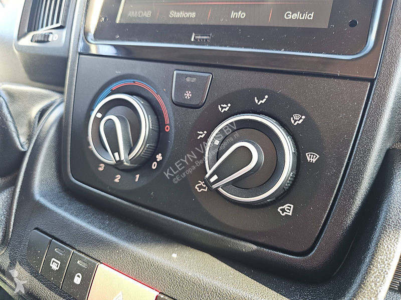 عربة نفعية Citroën 2.2 L4H2 Airco Carplay !