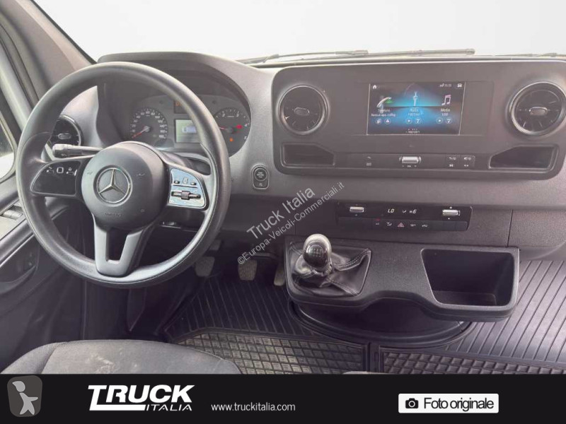 Furgoneta Mercedes III 214 FWD - sprinter 214...