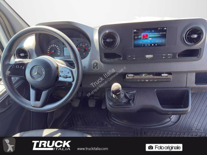Furgoneta Mercedes III 211 FWD - sprinter 211...