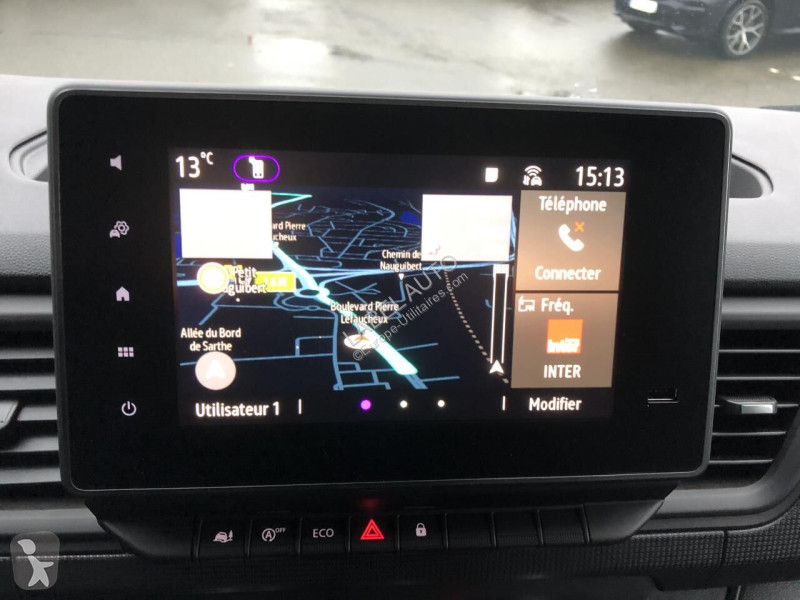 Véhicule utilitaire Renault 2.0
