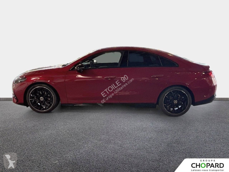 عربة نفعية Mercedes CLA 180 8F-eDCT