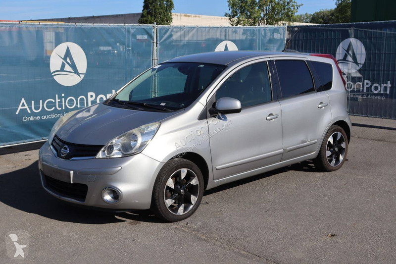 Veicolo commerciale Nissan