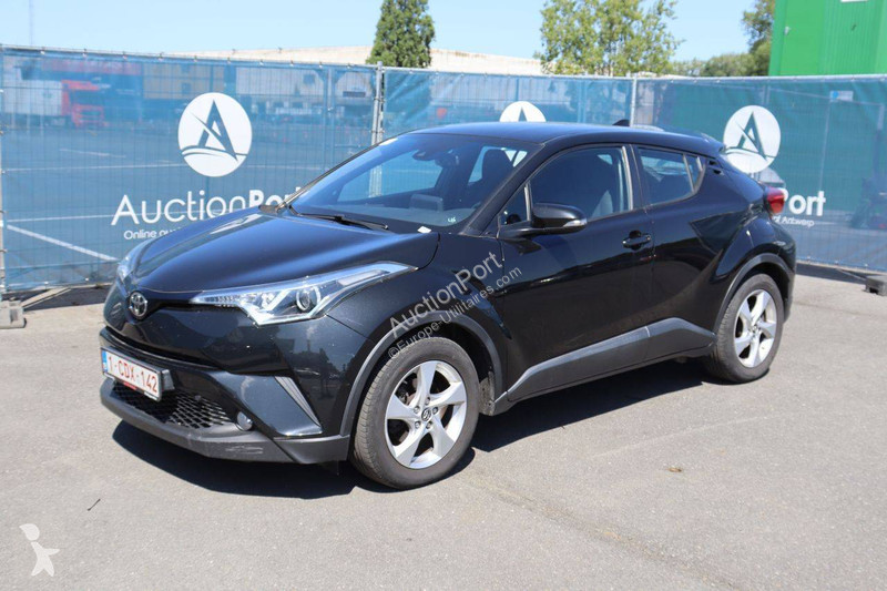 Autoutilitară Toyota
