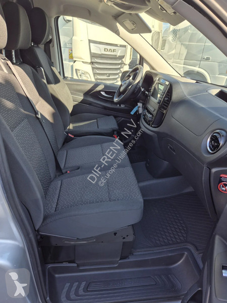 عربة نفعية Mercedes Vito