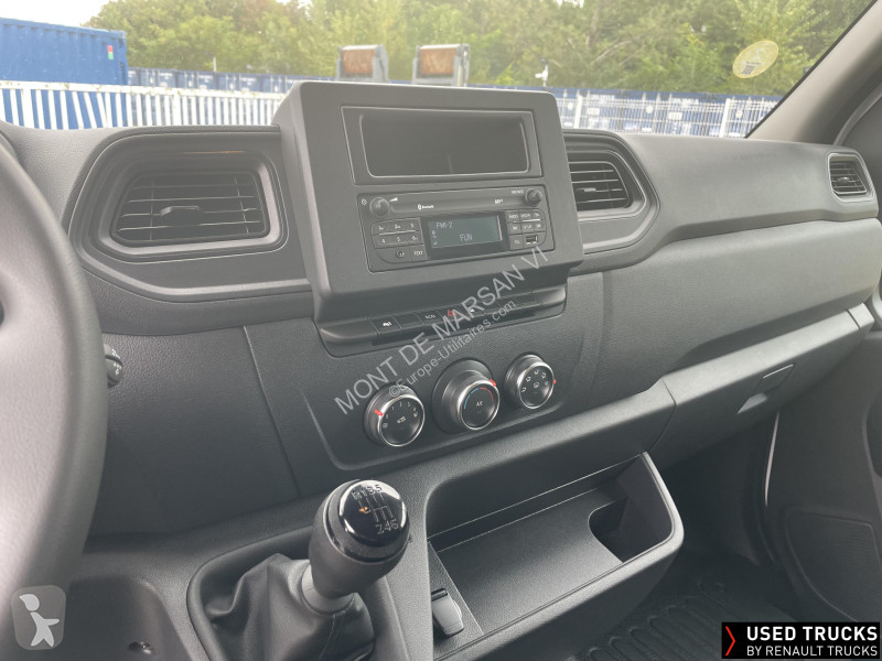 Коммерческий автомобиль Renault