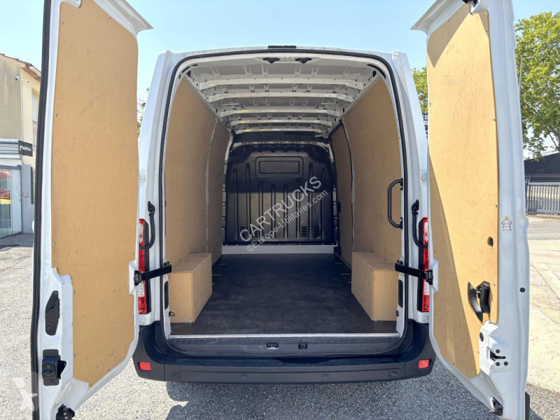 Véhicule utilitaire Renault MASTER Grand...