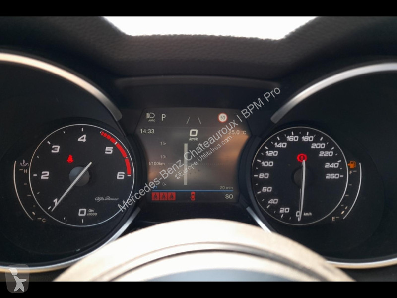 Samochód dostawczy Alfa-Roméo Stelvio 2.2...