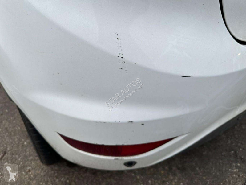 عربة نفعية Ford